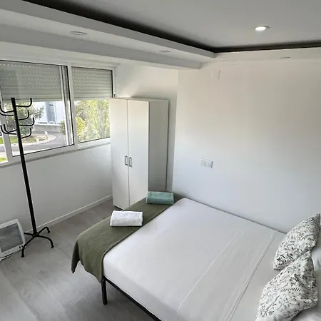 Airport Лиссабон