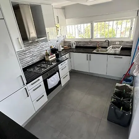 Airport Appartement *