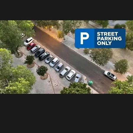 Апартаменти Airport